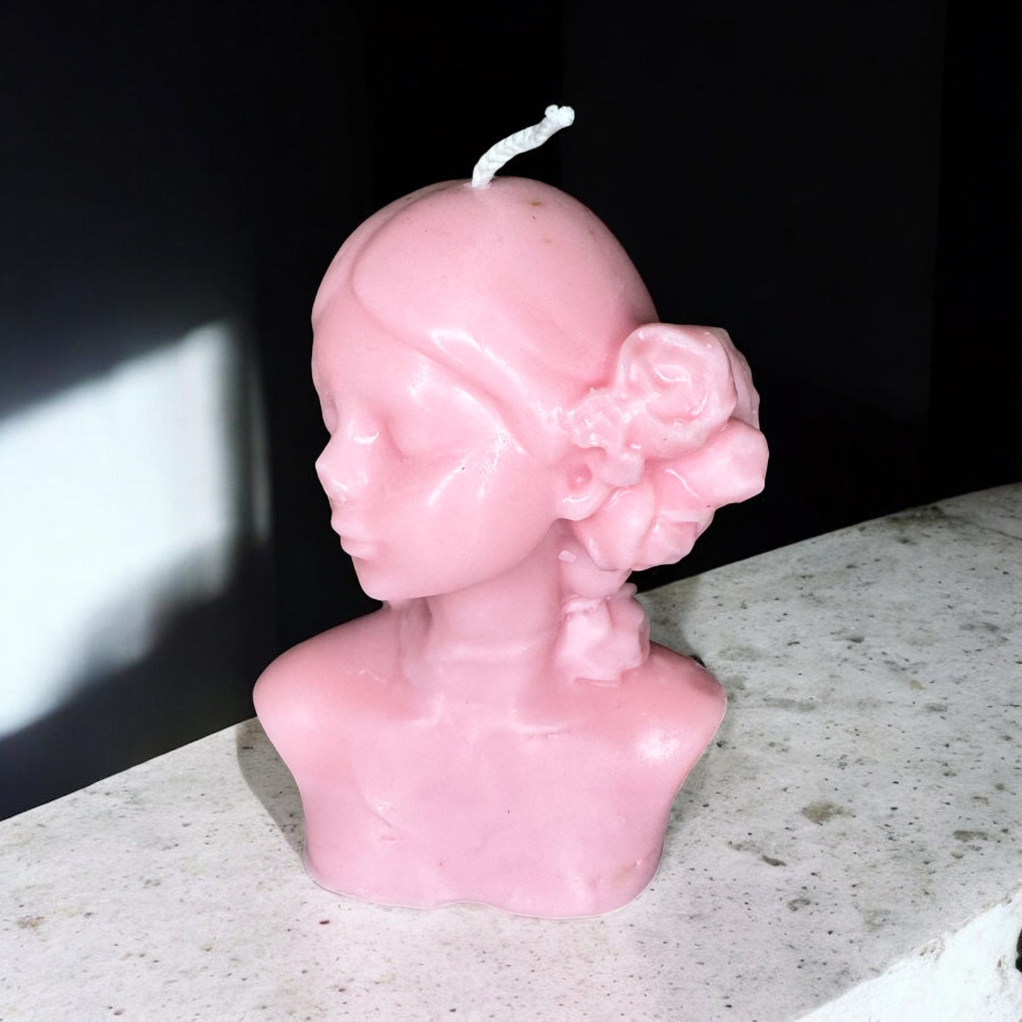 Kameeni Candle
